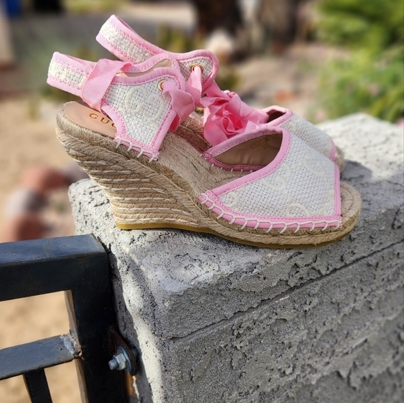 THE PERFECT ANKLE TIE ESPADRILLE Wedge SANDALS FOR THE SUMMER - Picture 7 of 13